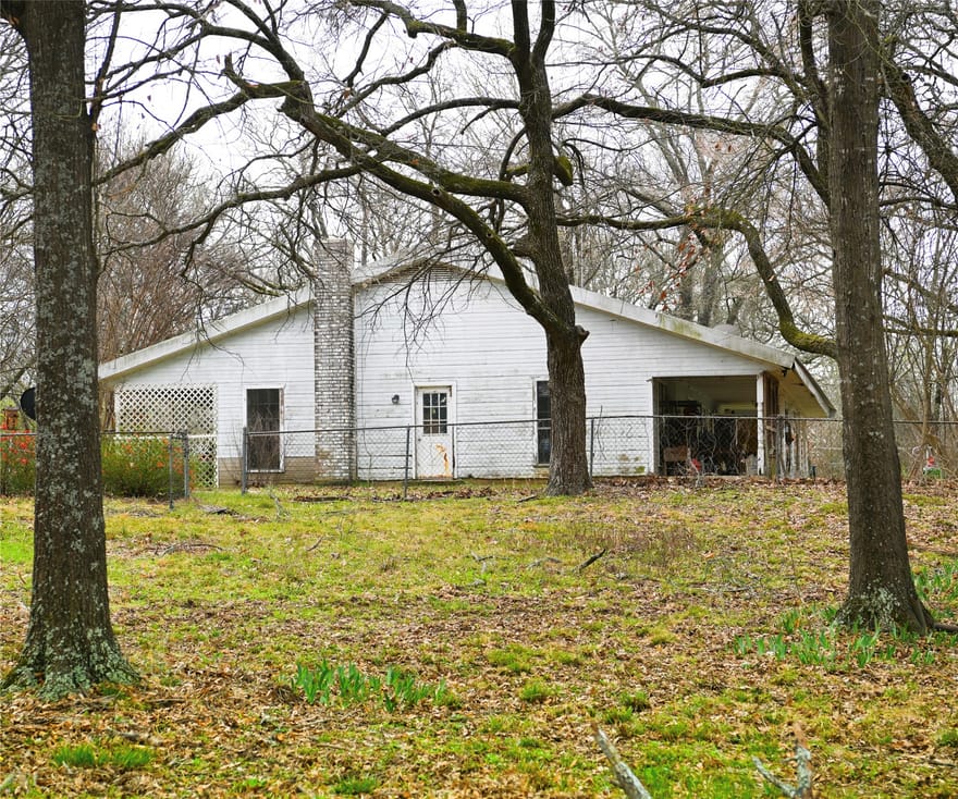 2211 Fm 2029, Telephone, Texas