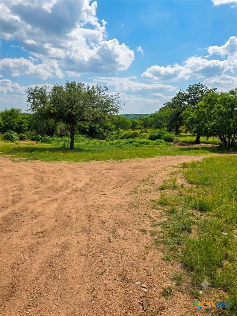 925 Old Spanish Trl, Buchanan Dam, Texas