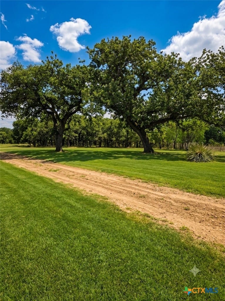925 Old Spanish Trl, Buchanan Dam, Texas