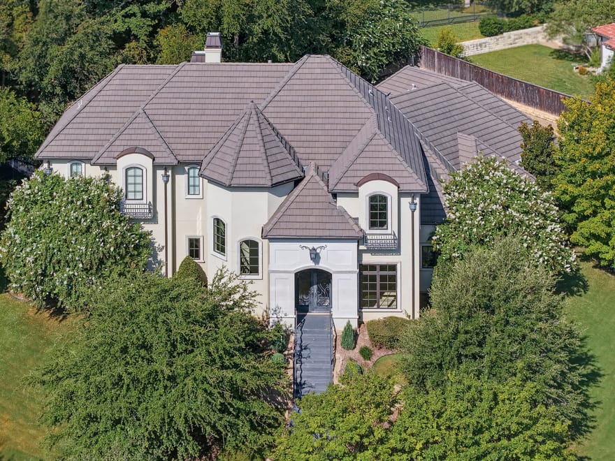 7001 Oakmont Terrace, Fort Worth, Texas