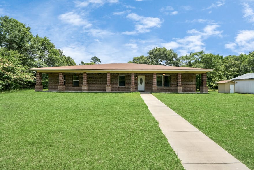 197 County Road 348, Cleveland, Texas