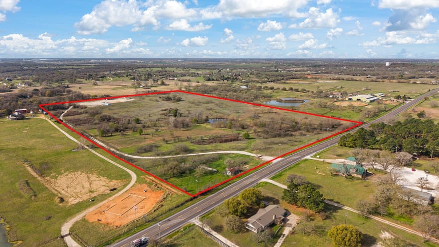 1125 W Fm 917, Joshua, Texas