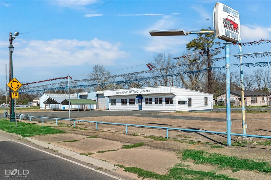1615 E Texas Street, Bossier City, Louisiana