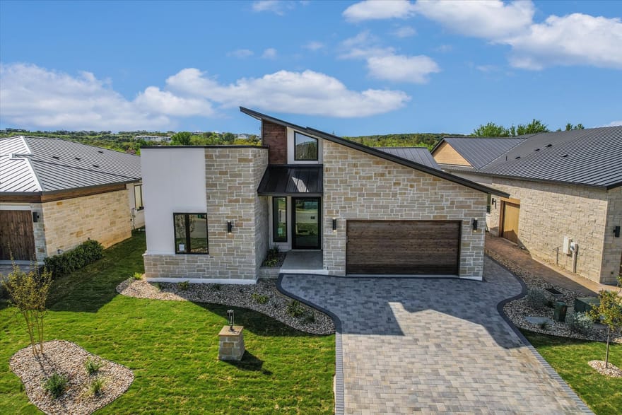 121 Azalea Loop, Horseshoe Bay, Texas