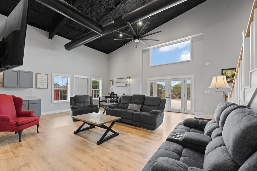 420 Overlook Drive, Cleburne, Texas