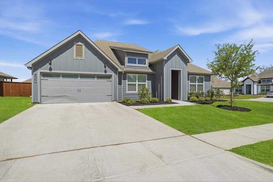 4028 Cornerstone Circle, Granbury, Texas