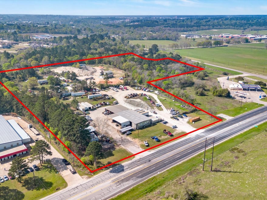 223 Fm 2821 Road, Huntsville, Texas