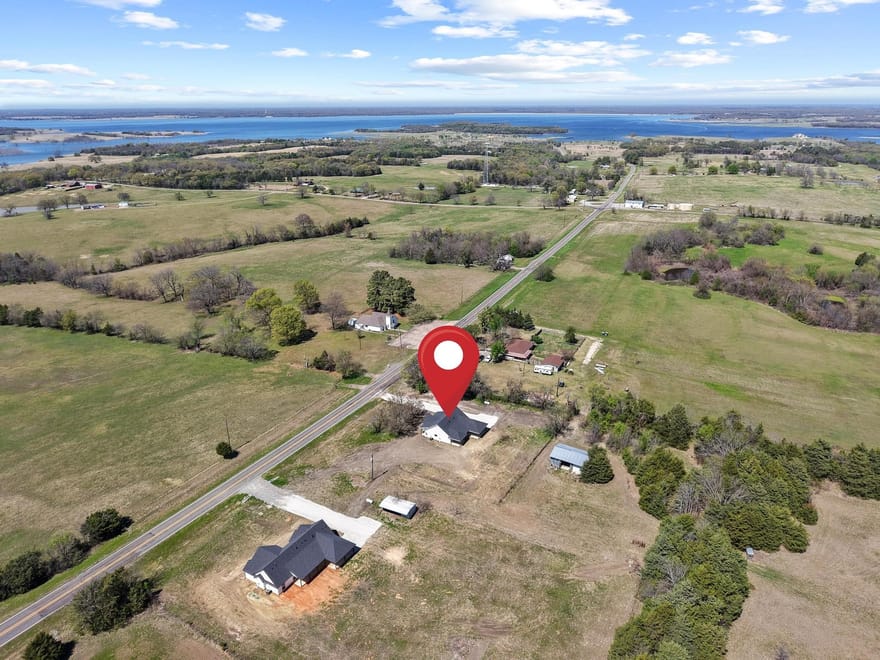 14419 Fm 1396, Windom, Texas