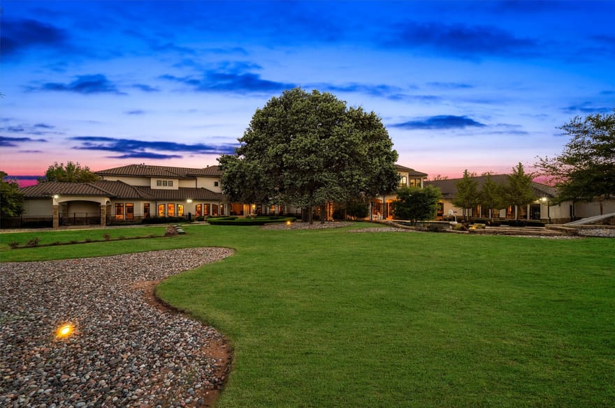 940 W Dove Road, Southlake, Texas
