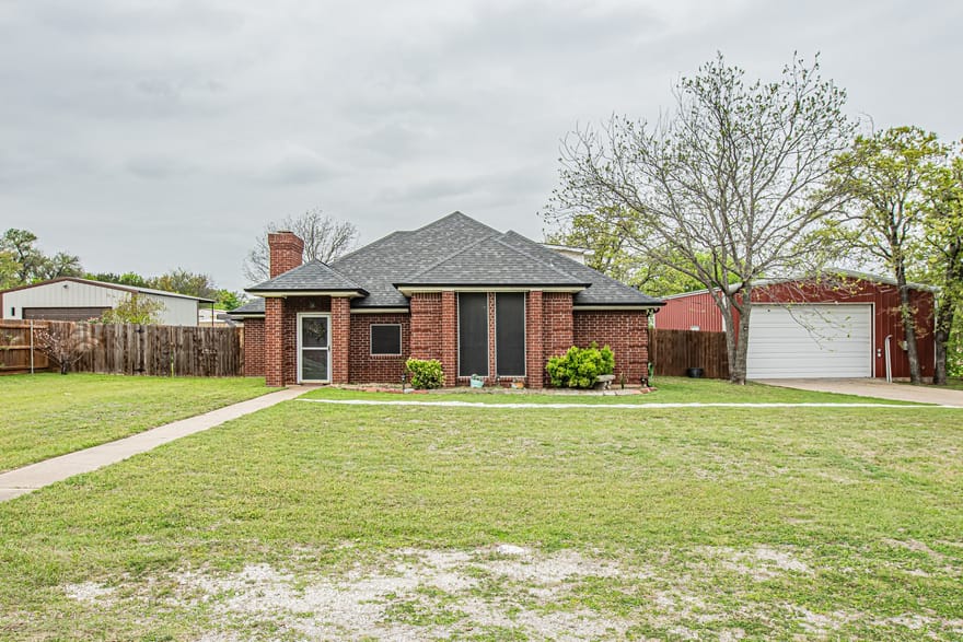 614 Overhill Road, Granbury, Texas
