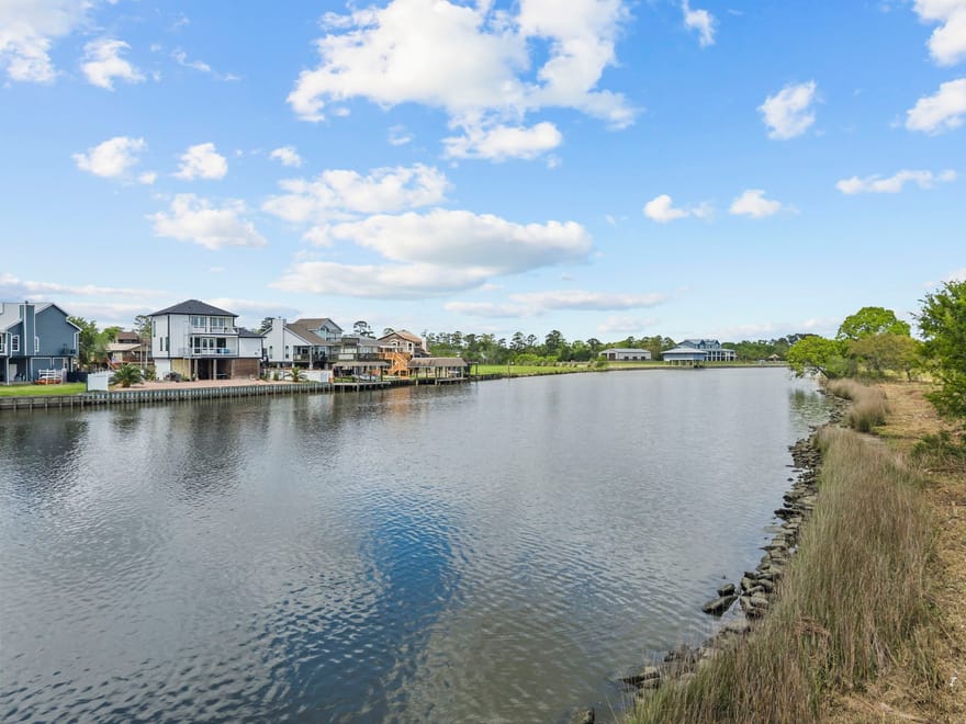 4700 Starboard Lane, Dickinson, Texas