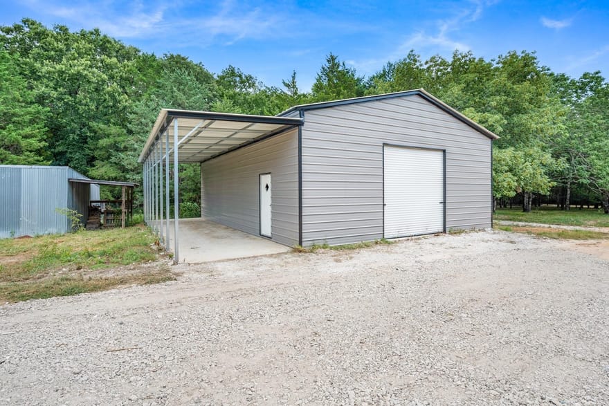 220 County Road 4577, Sulphur Springs, Texas