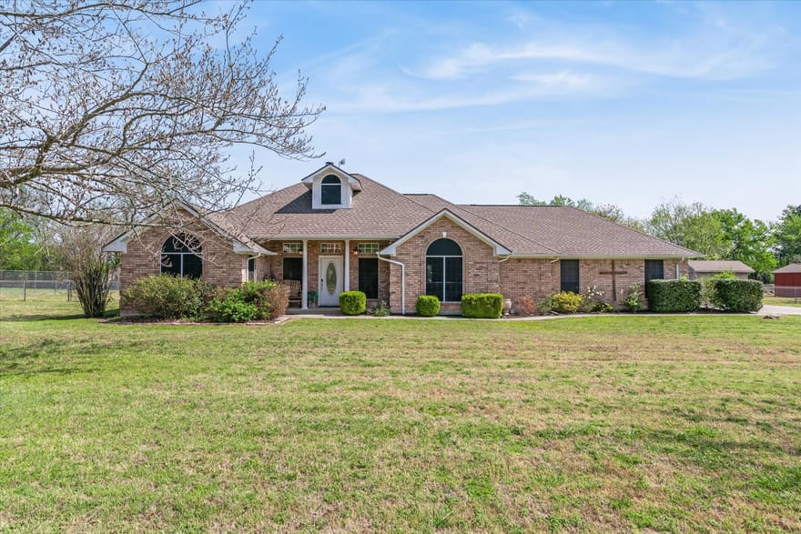 271 Vz County Road 4107, Canton, Texas