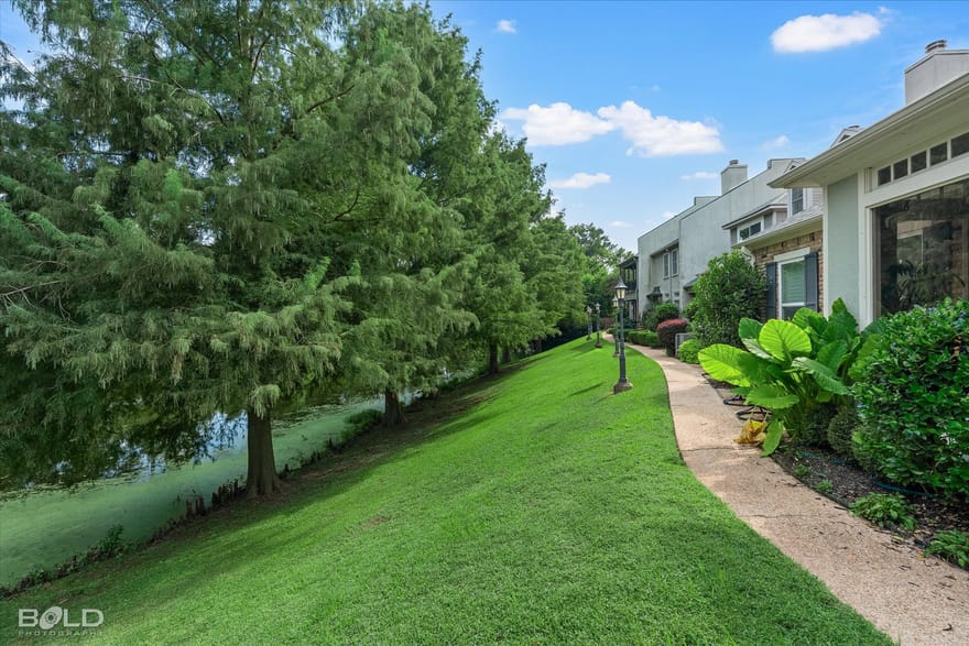 2013 E Kings Highway, Shreveport, Louisiana