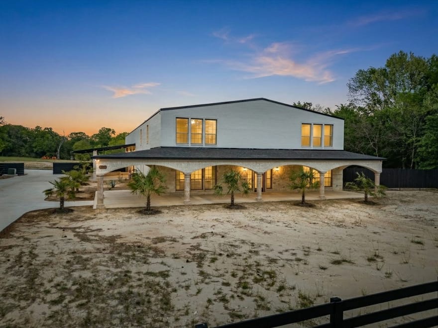 603 S Houston Street, Edgewood, Texas