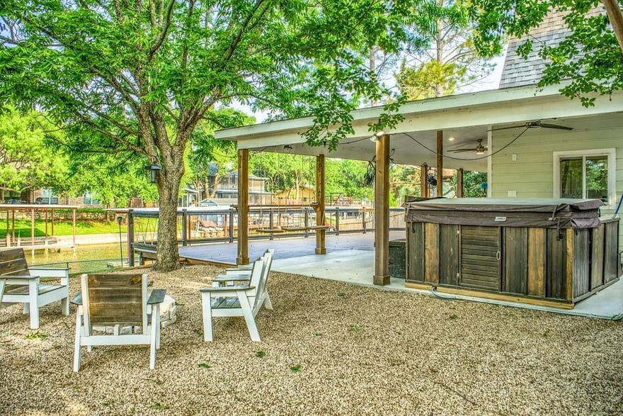 4021 Sioux Court, Granbury, Texas