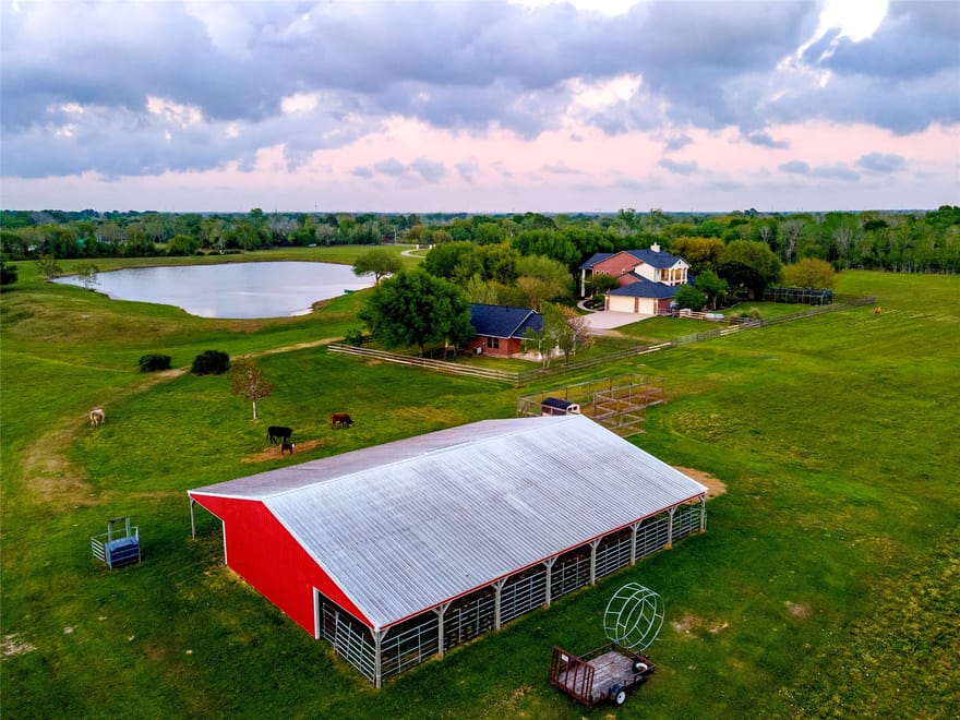 8211 Deats Lane, Dickinson, Texas