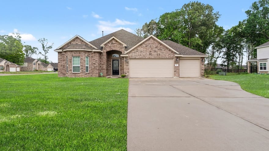 17 Road 6615, Dayton, Texas