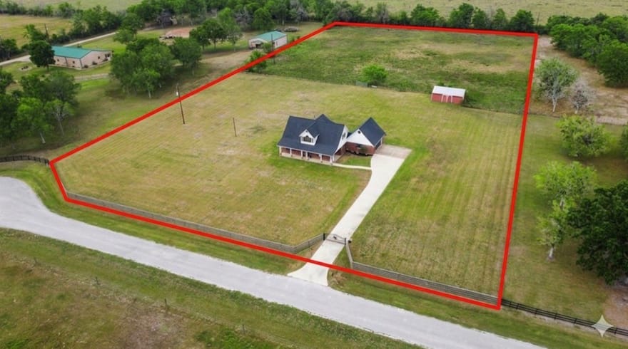 602 Cedar Creek Drive, Needville, Texas