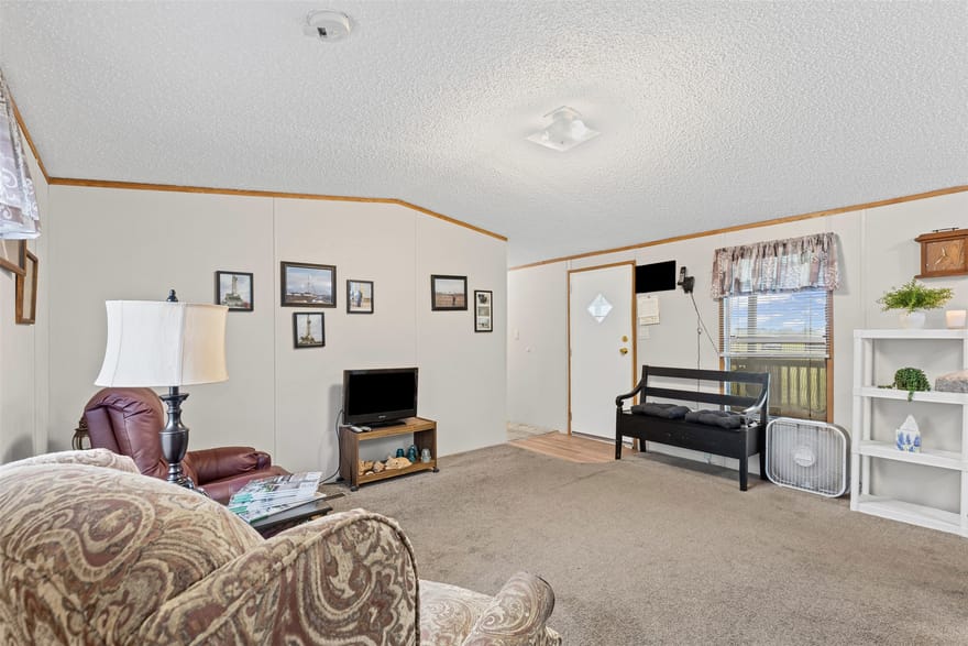 167 Hcr 4105, Covington, Texas