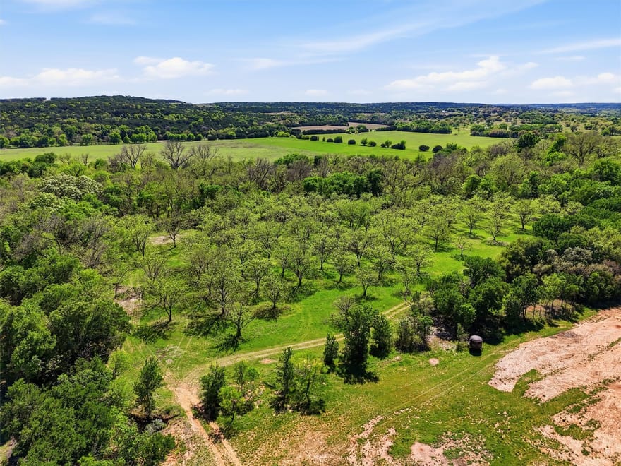 12011 Paradise Boulevard, Bluff Dale, Texas