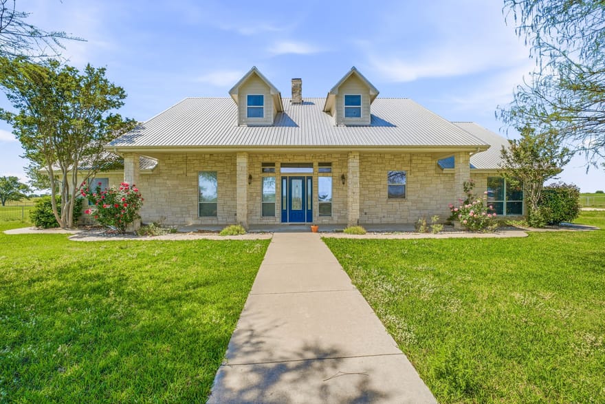 2450 Wood Road, Tolar, Texas