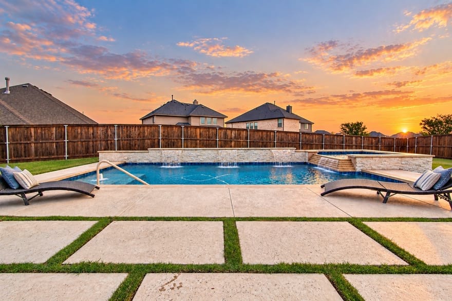 1627 Banded Ledge Drive, Mansfield, Texas