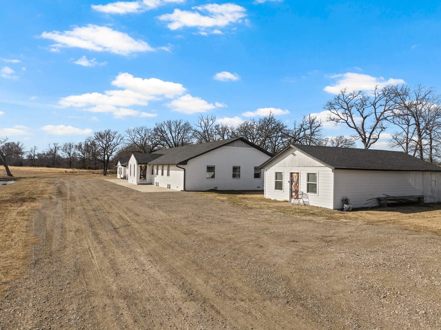 236 County Road 2391, Pickton, Texas