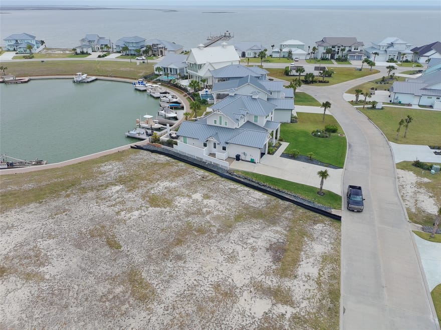 122 Bismarck Lane, Rockport, Texas