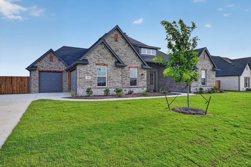 144 Chapowits, Godley, Texas