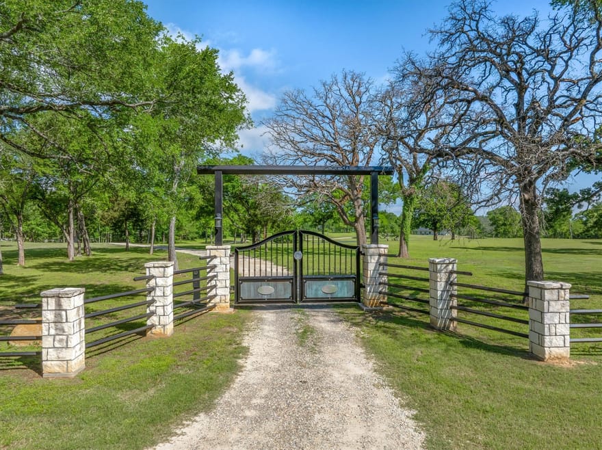 1189 Vz County Road 3702, Edgewood, Texas