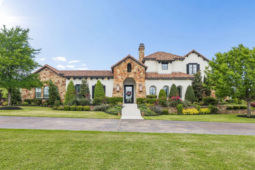 2 Paigebrooke, Westlake, Texas