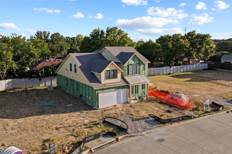2982 Kosse Court, Grapevine, Texas