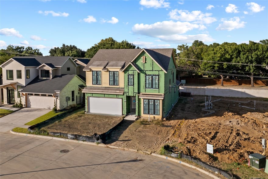 2934 Kosse Court, Grapevine, Texas