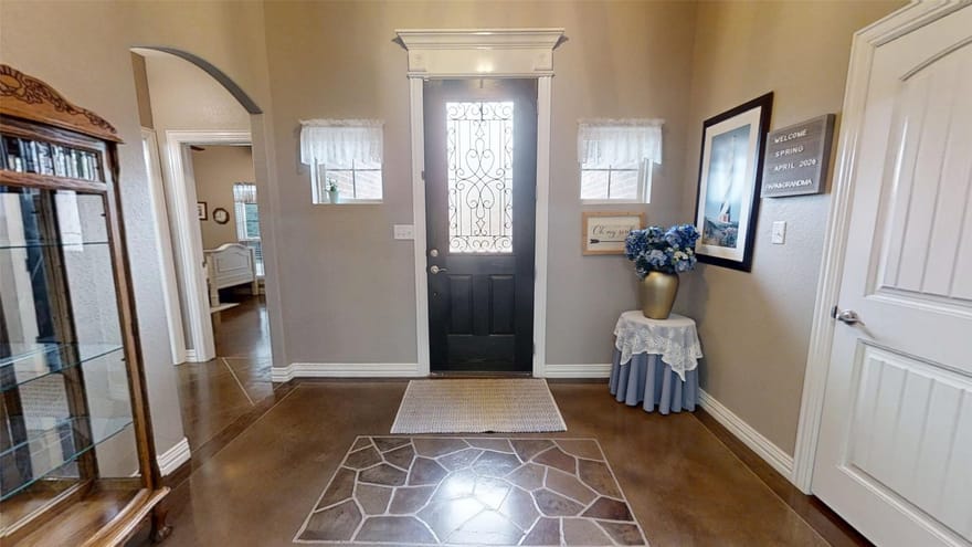 3904 Laramie Trail, Granbury, Texas