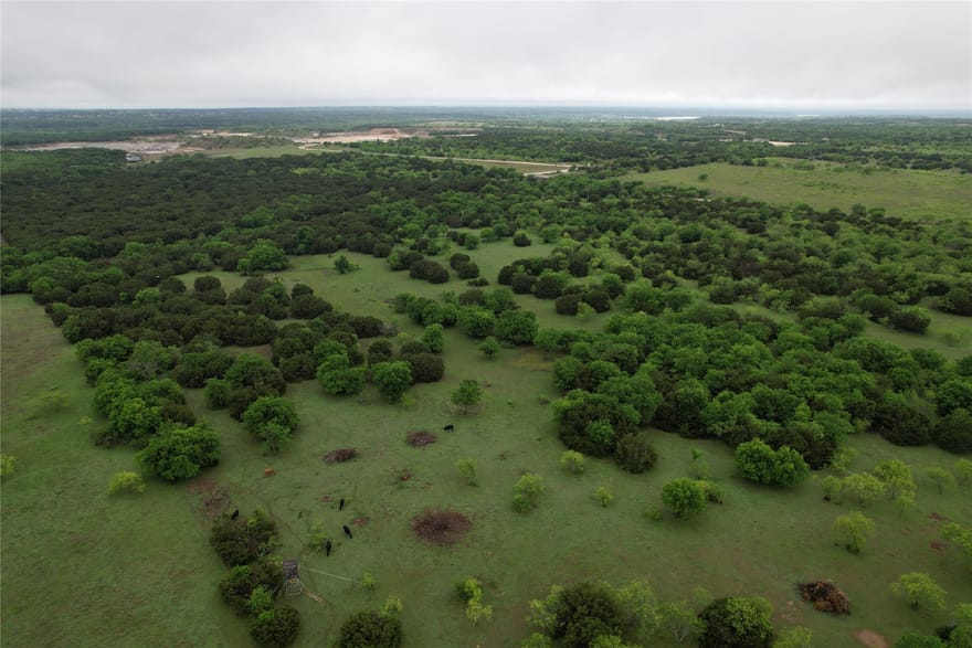 Parham A-1050 Hcr-1104 Loop, Blum, Texas