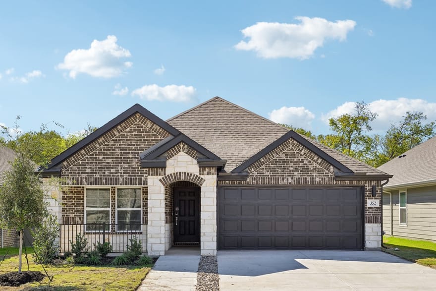 352 Sun Harvest Drive, Royse City, Texas