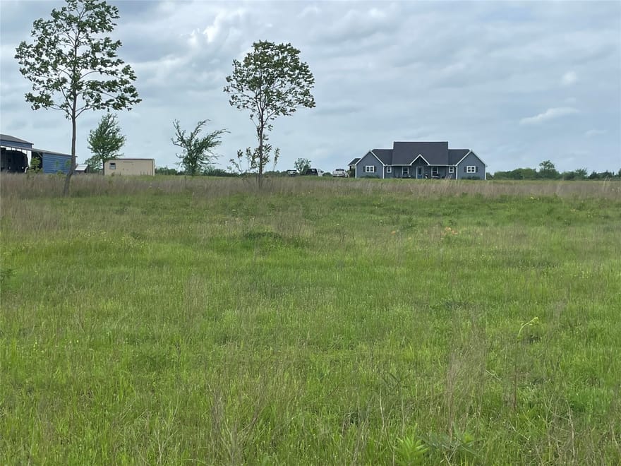 712 Vz County Road 3510, Wills Point, Texas