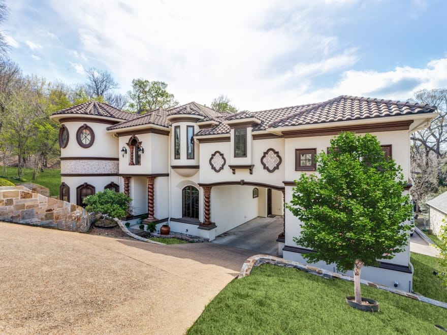 1608 Rivercrest Court, Fort Worth, Texas