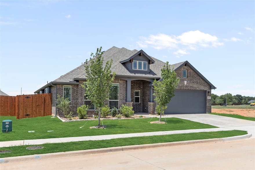 420 Carnero Drive, Granbury, Texas