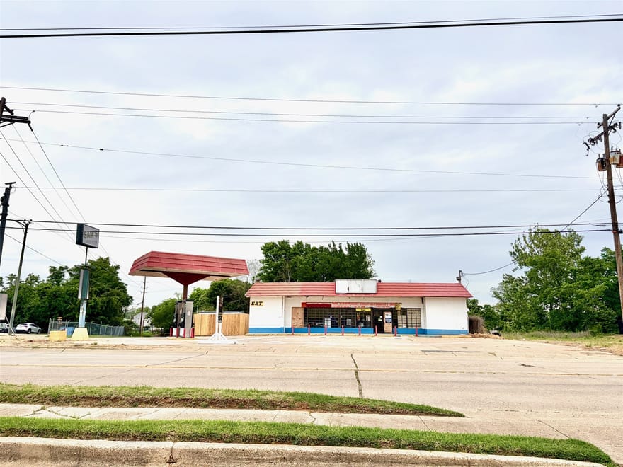 1266 Grimmett Drive, Shreveport, Louisiana