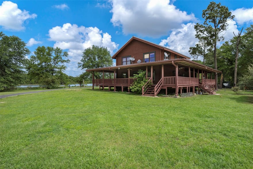 1003 Vz County Road 3211, Wills Point, Texas
