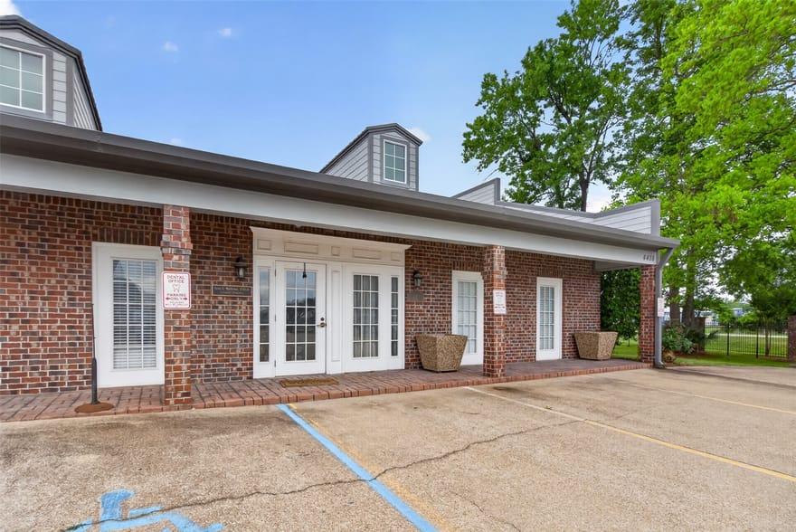 4438 Viking Drive, Bossier City, Louisiana