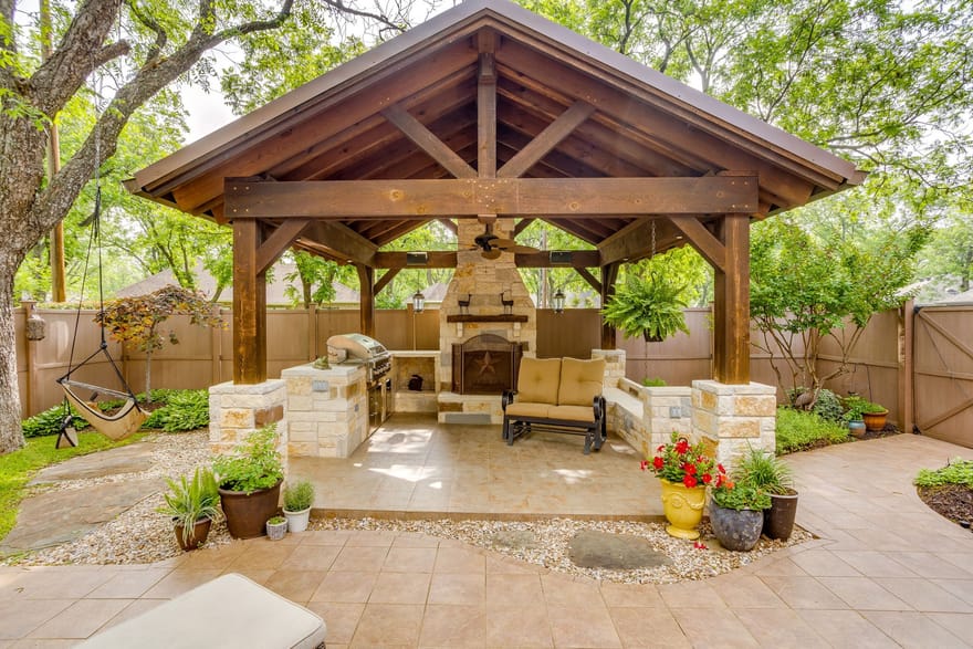 6203 Prospect Hill Drive, Granbury, Texas