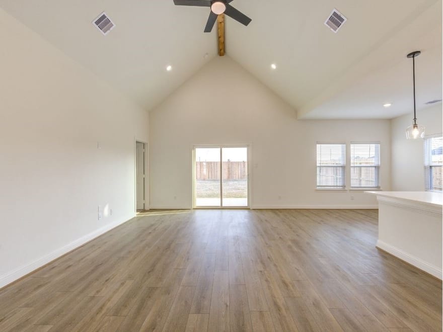140 County Rd 2278, Cleveland, Texas
