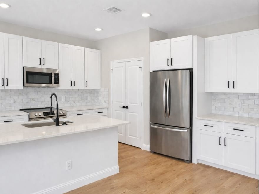 122 County Rd 2278, Cleveland, Texas