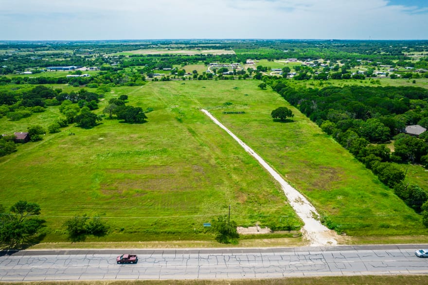 1440 S Broadway Street, Joshua, Texas