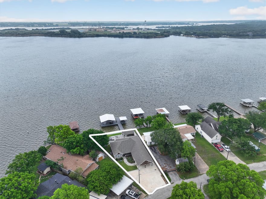 4511 Wildwood Circle, Granbury, Texas