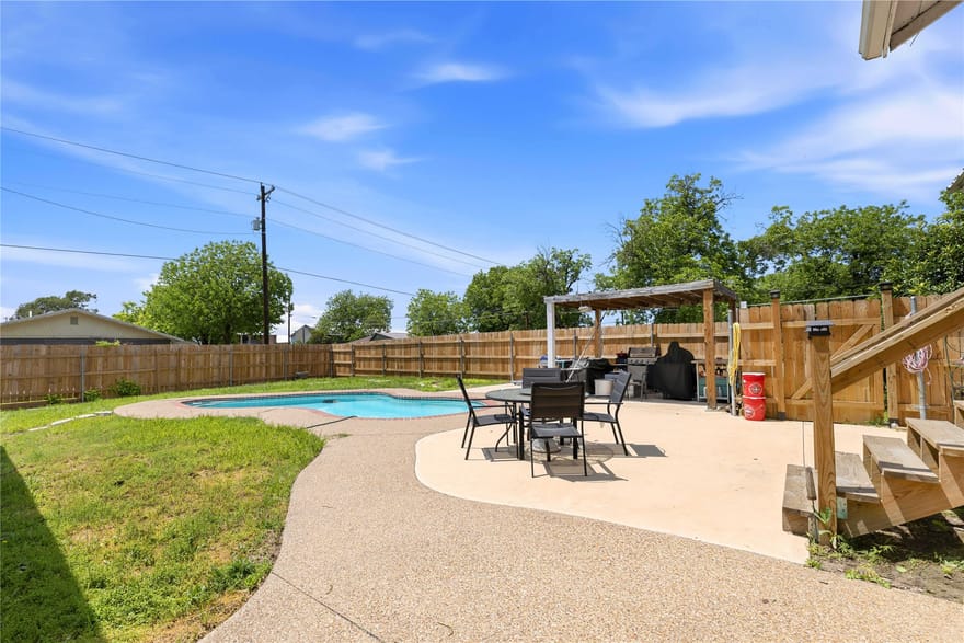 701 4th Street, Goldthwaite, Texas