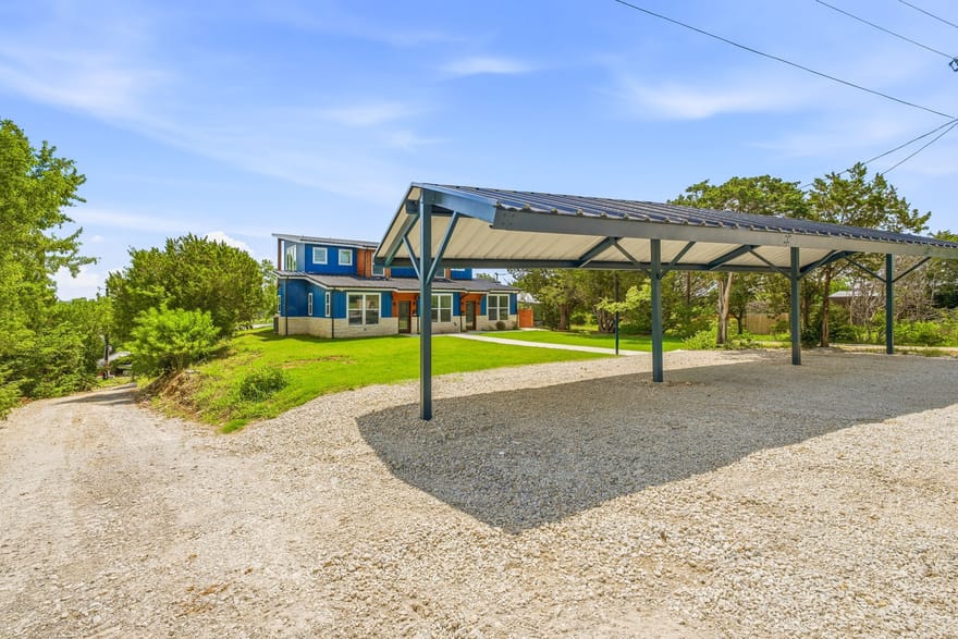 4945 Peachtree Circle, Granbury, Texas